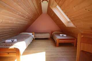 Отели типа «постель и завтрак» Pod Tatrami Буковина-Татшаньска Номер-студио с видом на горы (для 5 взрослых)-1