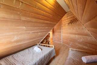 Отели типа «постель и завтрак» Pod Tatrami Буковина-Татшаньска Номер-студио с видом на горы (для 5 взрослых)-7